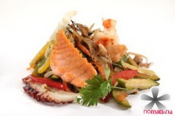 морепродукты с овощами